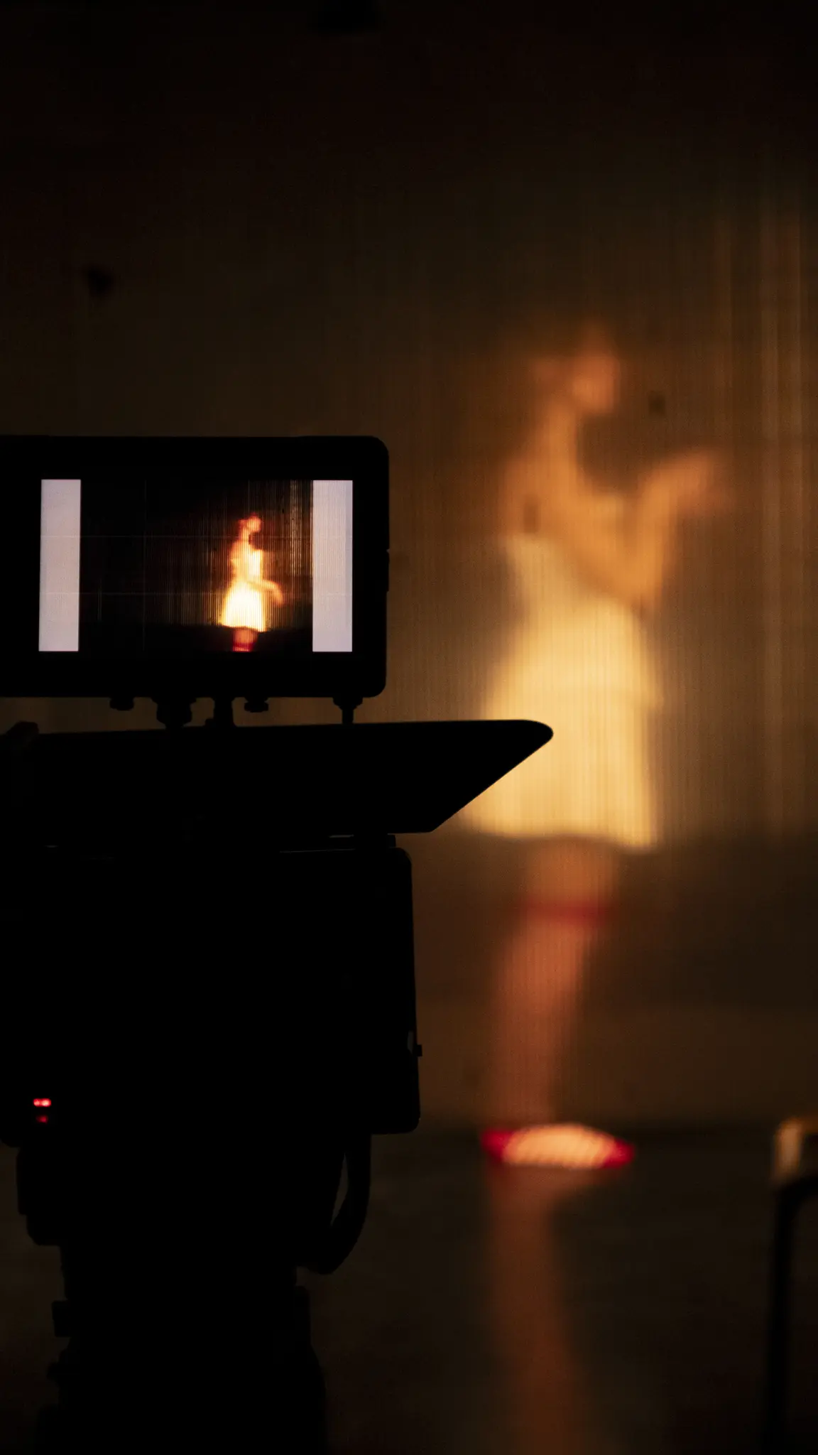 bambola-videoclip-musicale-maria-carola-foto-backstage-luca-martino-15.webp